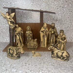 Mid Century Nativity Set 11 Pcs Brown Tan Composite Plastic Made In Japan 1 Flaw
